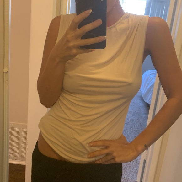 Lovers and friends, sexy Hynek top super cute for a night out or for work - Picture 3 of 6